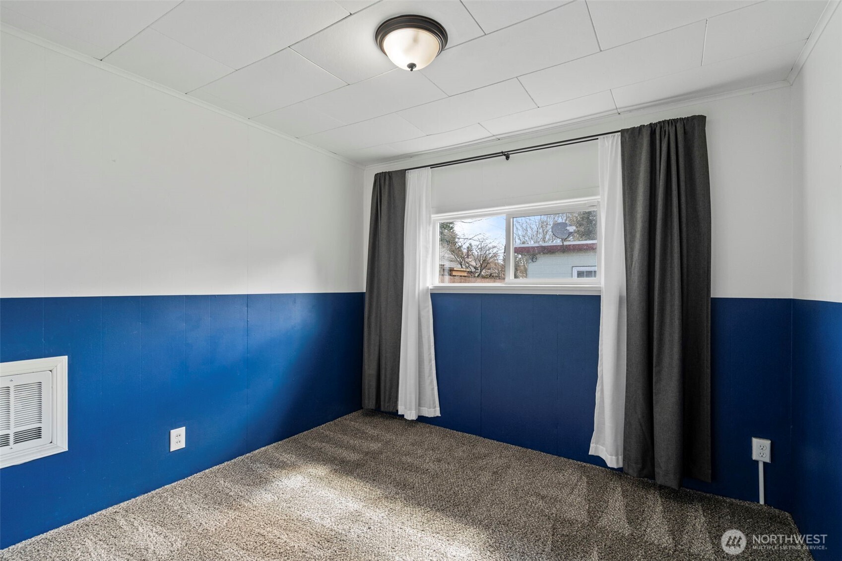 714 st G , Centralia, WA 98531