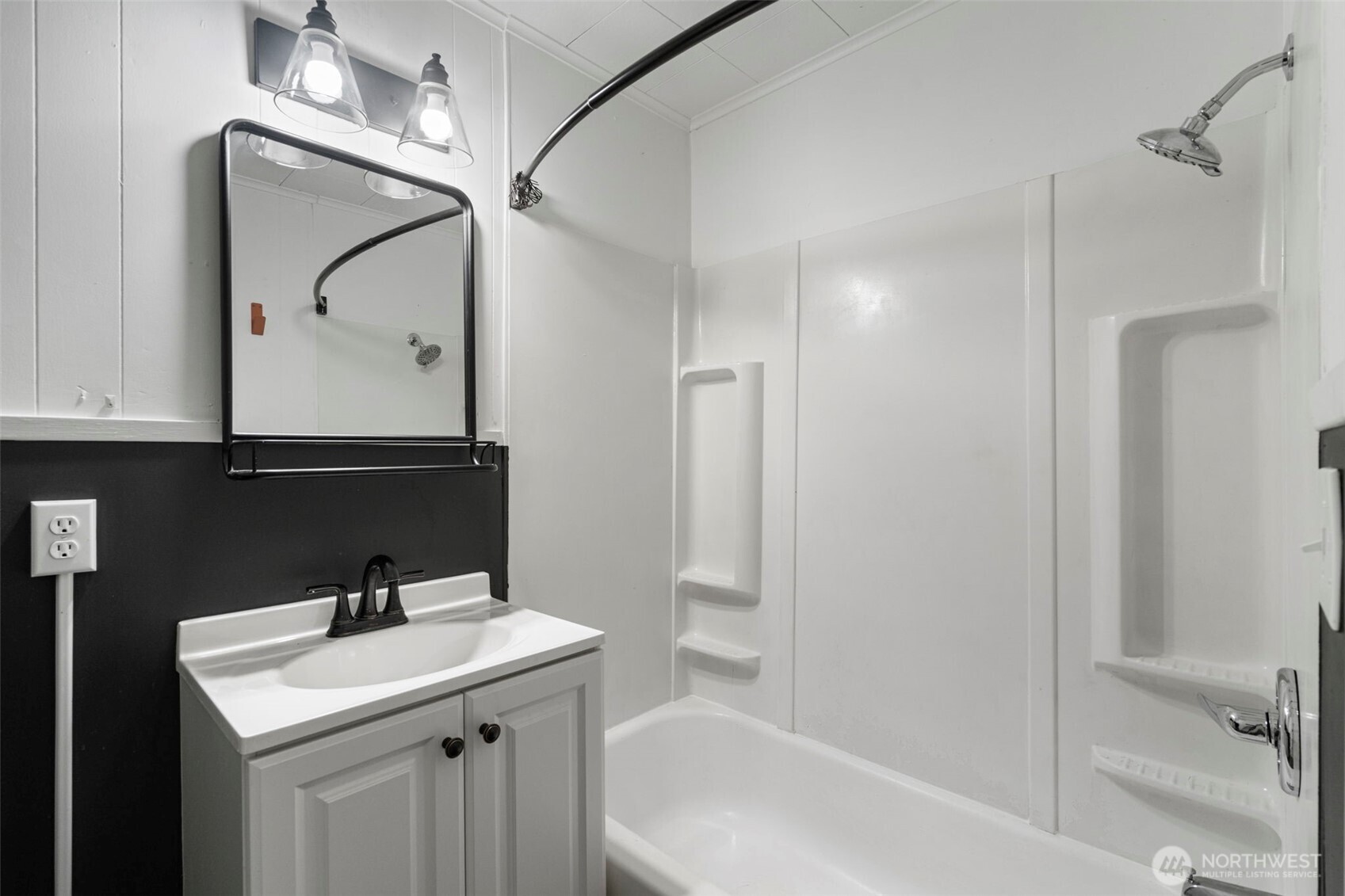 714 st G , Centralia, WA 98531