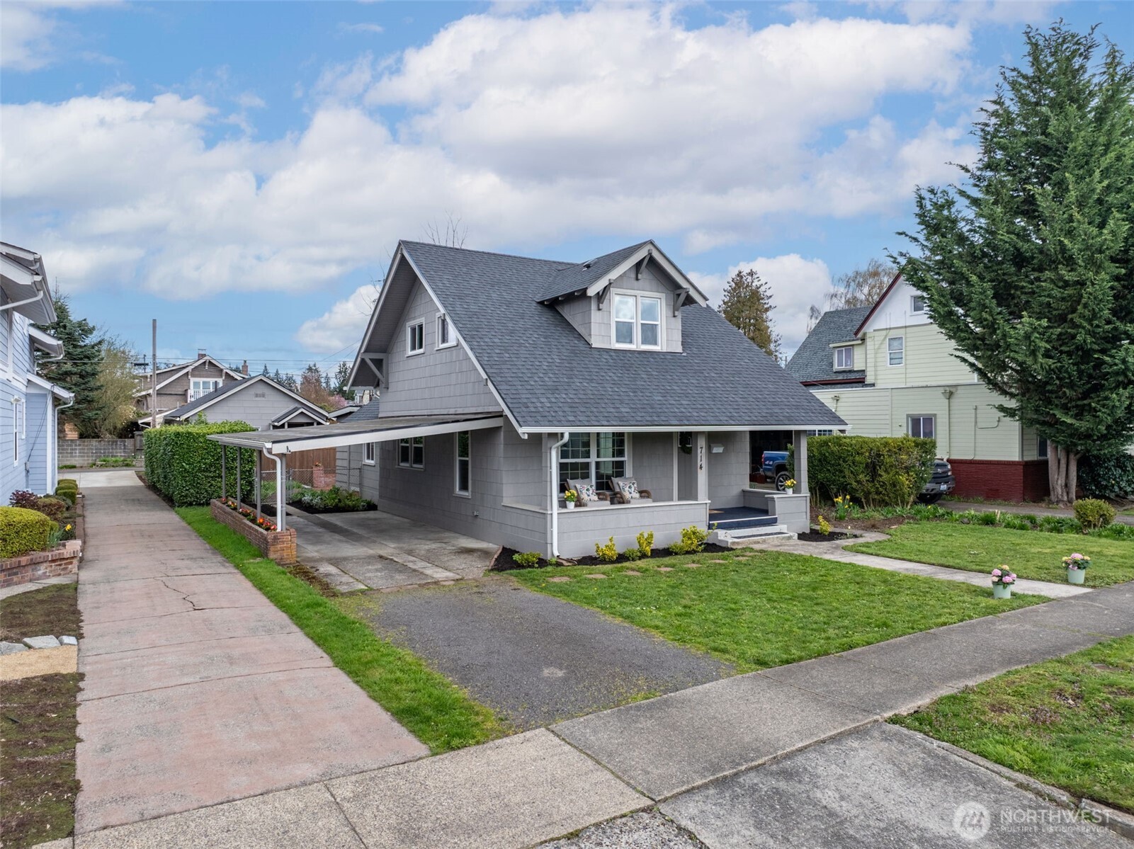 714 st G , Centralia, WA 98531