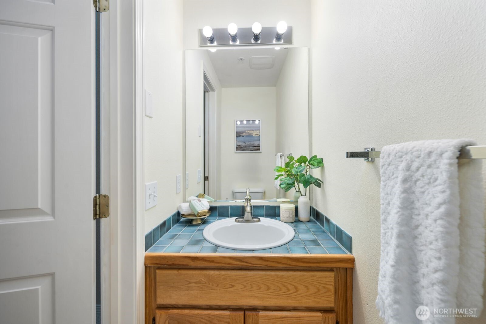 8508 29th Avenue NW, Seattle, WA 98117