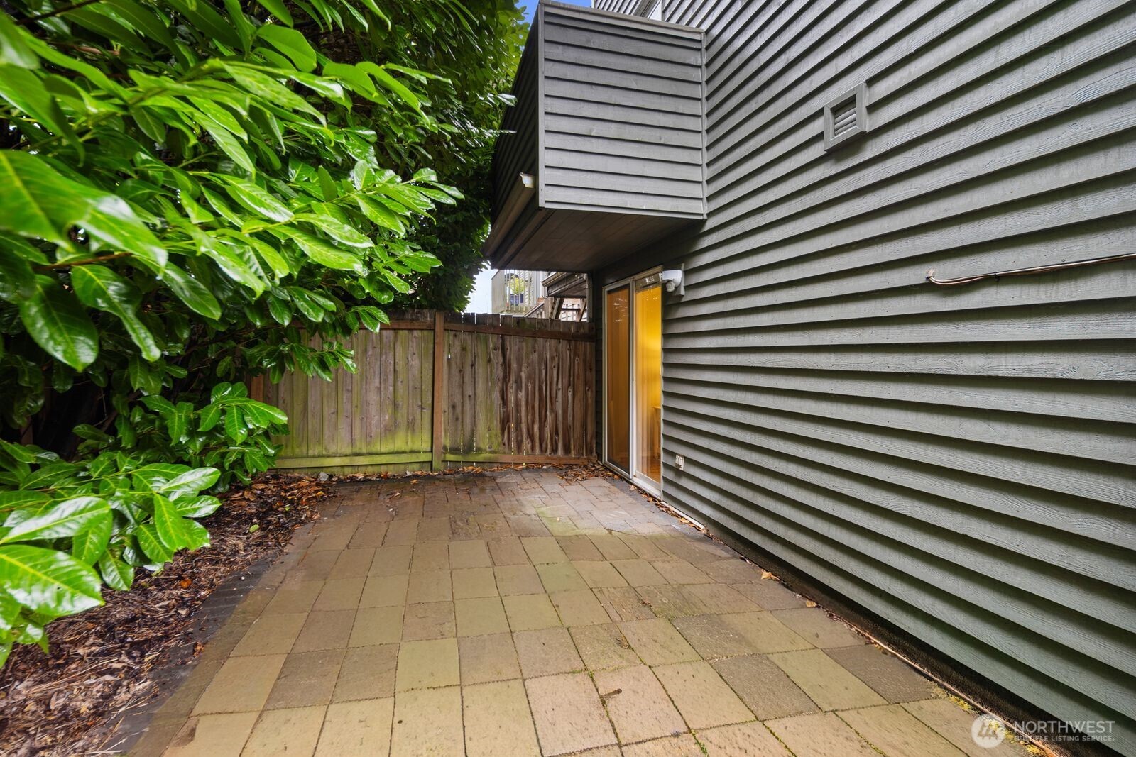 8508 29th Avenue NW, Seattle, WA 98117