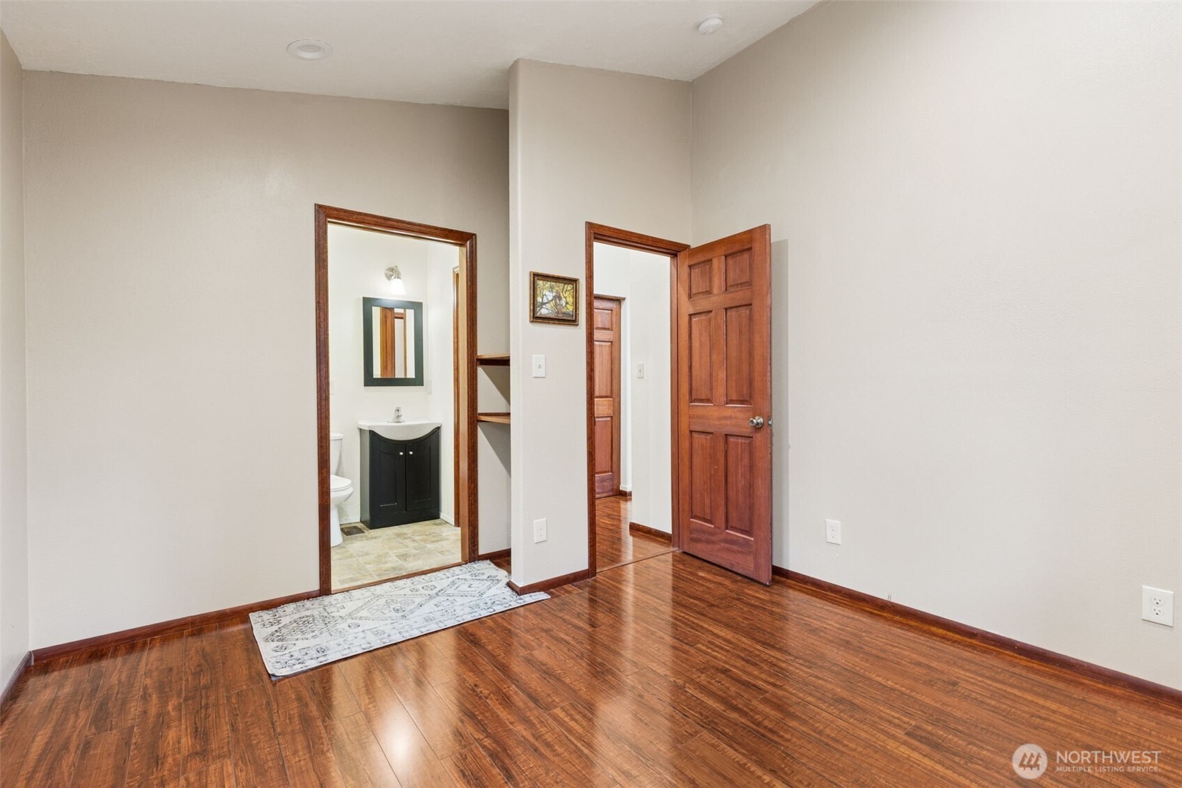 521 N Fairway Drive W, Hoodsport, WA 98548