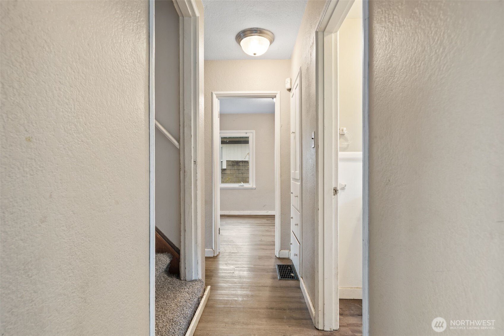 303 S Lafayette Avenue , Bremerton, WA 98312