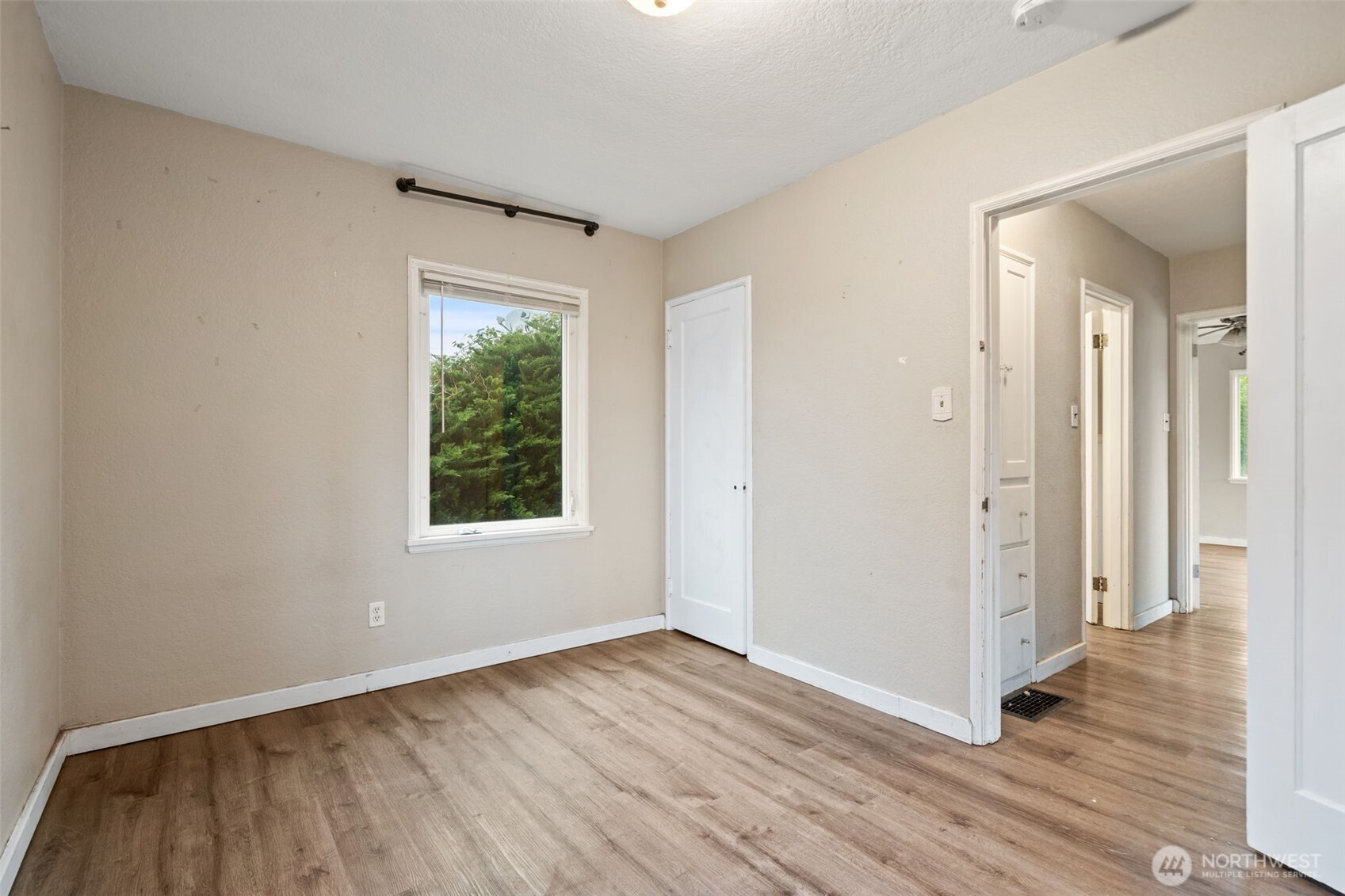 303 S Lafayette Avenue , Bremerton, WA 98312
