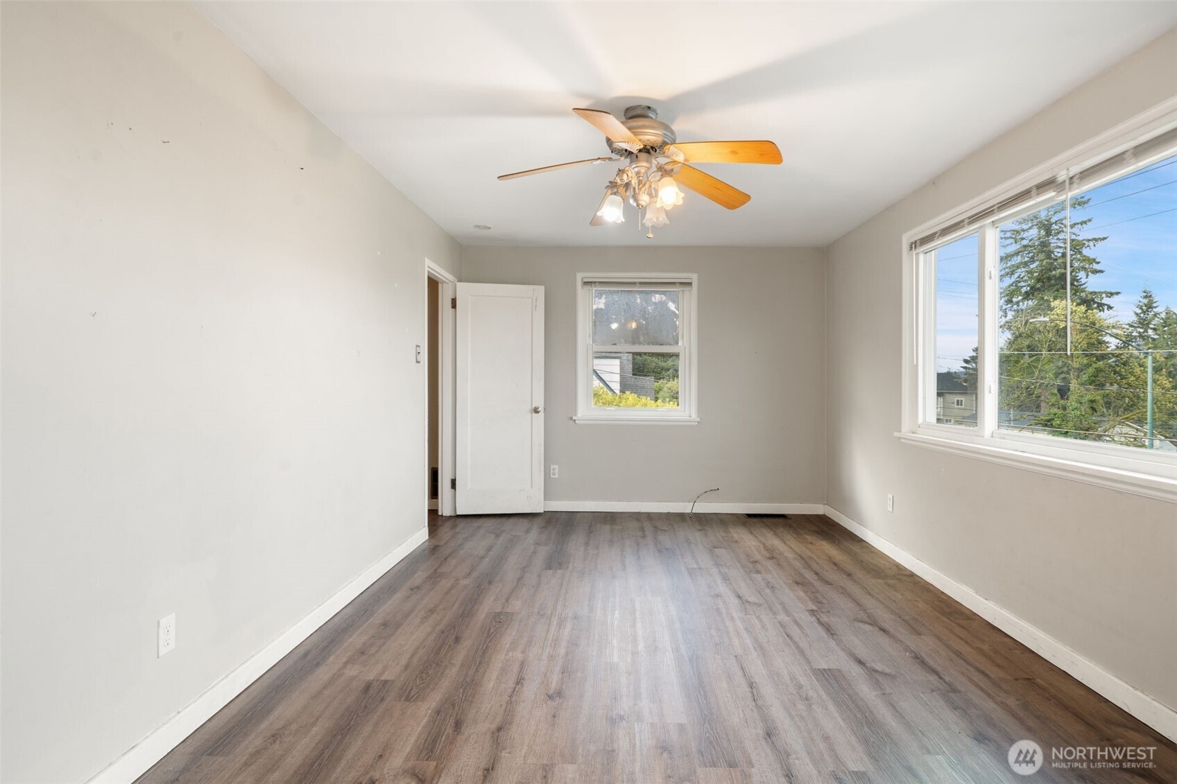 303 S Lafayette Avenue , Bremerton, WA 98312