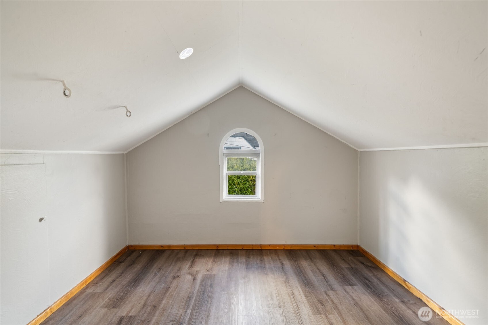 303 S Lafayette Avenue , Bremerton, WA 98312