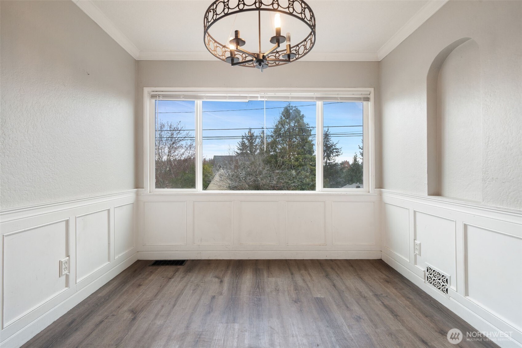 303 S Lafayette Avenue , Bremerton, WA 98312