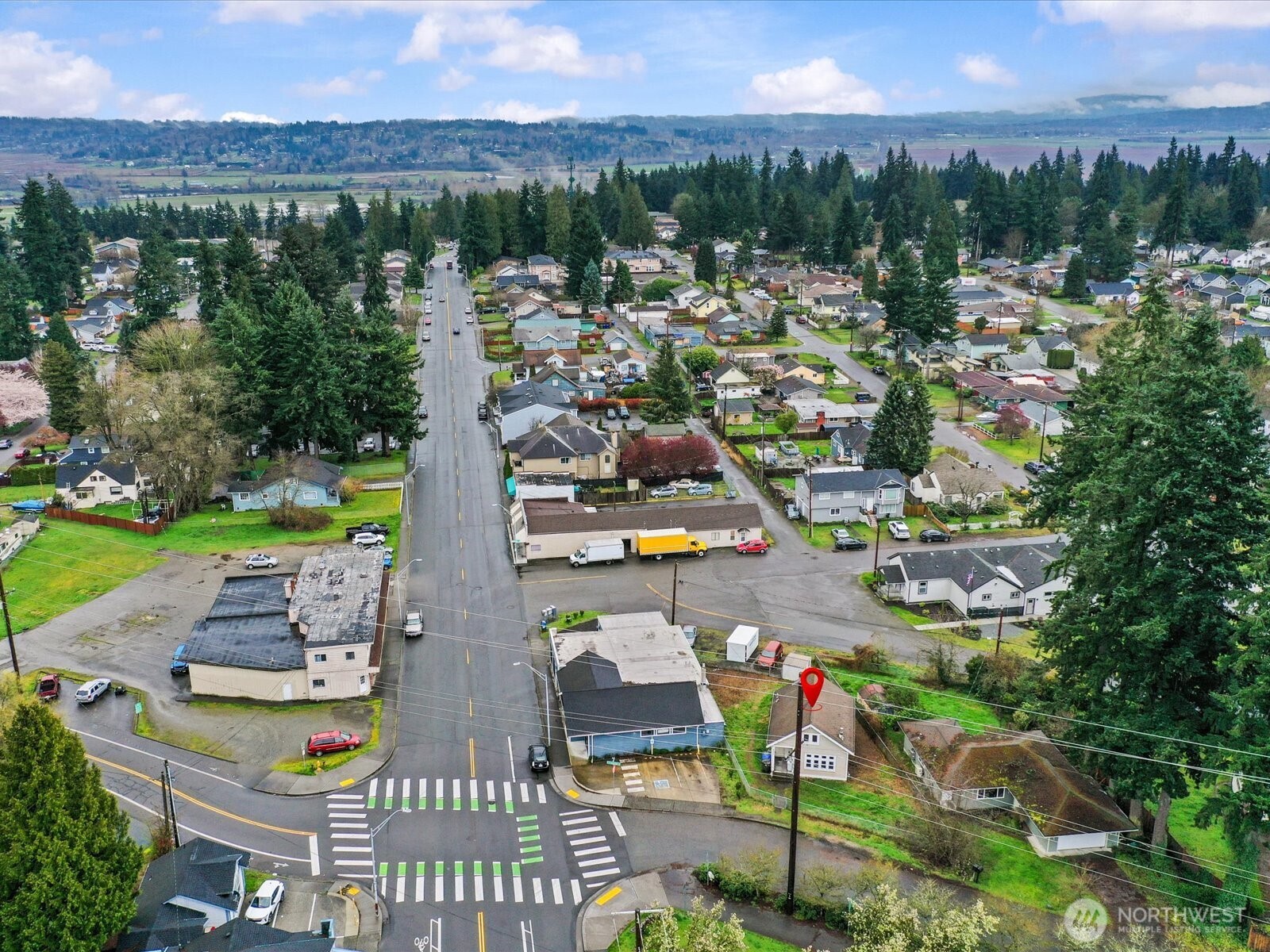 6807 Commercial Avenue , Everett, WA 98203-5304