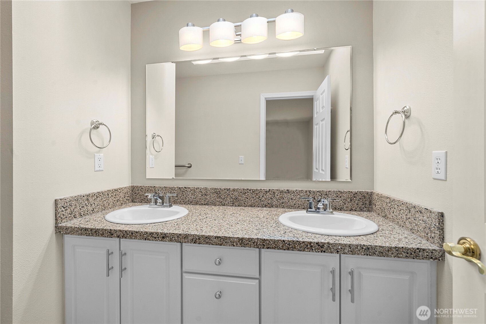 4505 7TH Street SE #13, Puyallup, WA 98374-1112