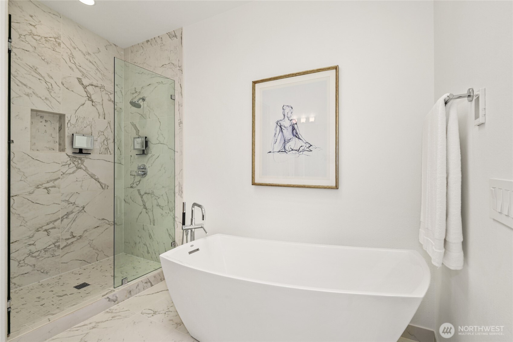 3037 NE Harrison Drive , Issaquah, WA 98029