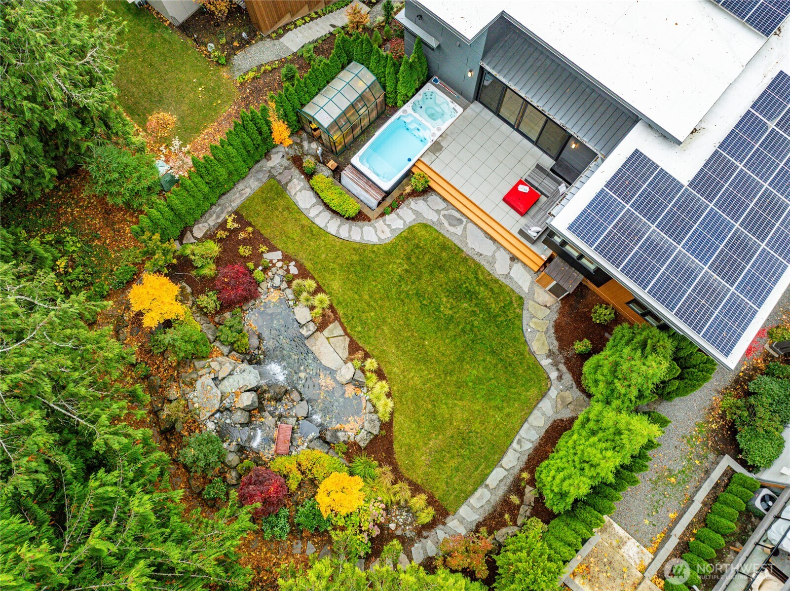 3037 NE Harrison Drive , Issaquah, WA 98029