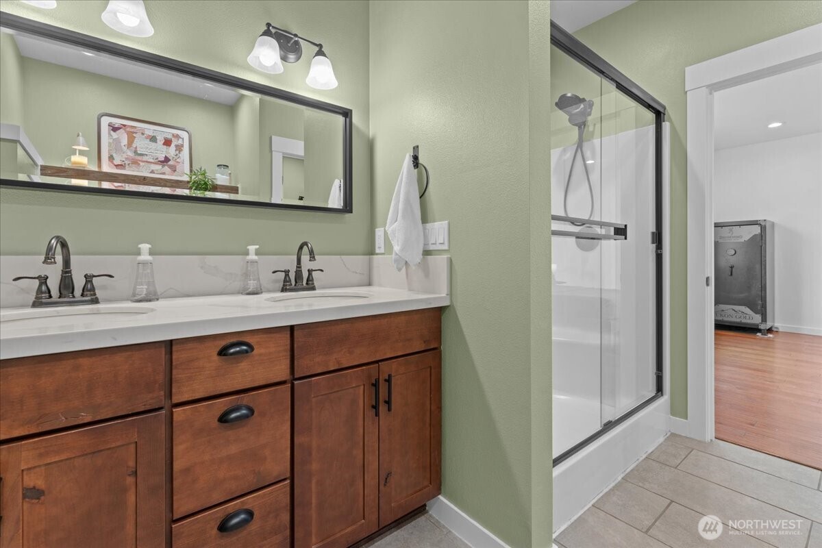 219 Bremgartner Road , Winlock, WA 98596