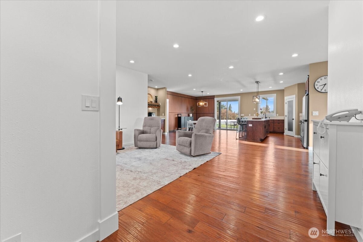 219 Bremgartner Road , Winlock, WA 98596