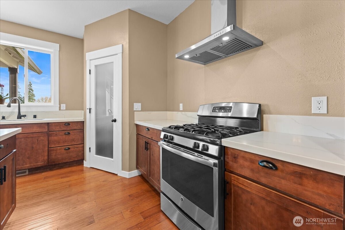 219 Bremgartner Road , Winlock, WA 98596