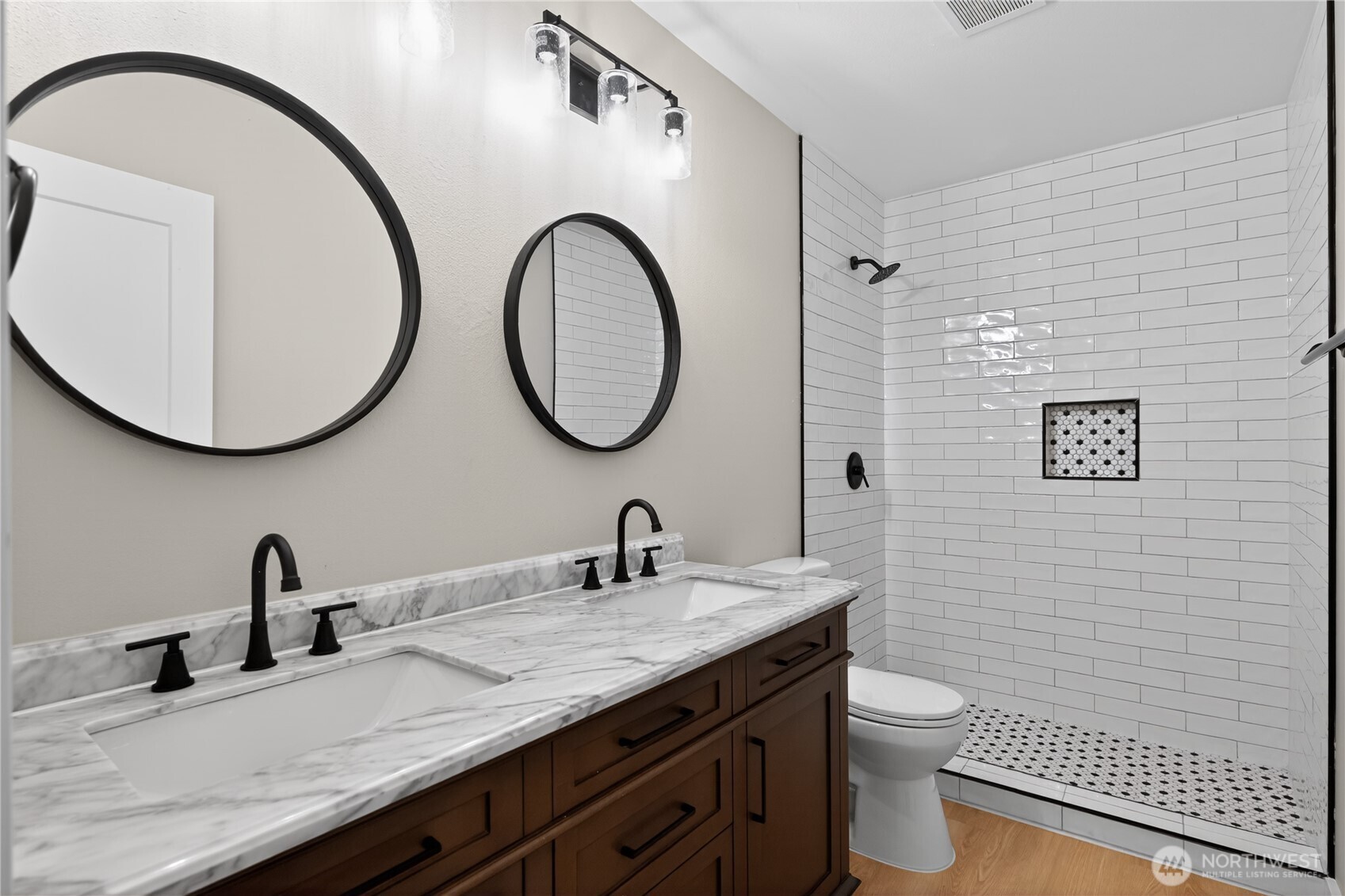 26518 NE Kennedy Drive , Duvall, WA 98019