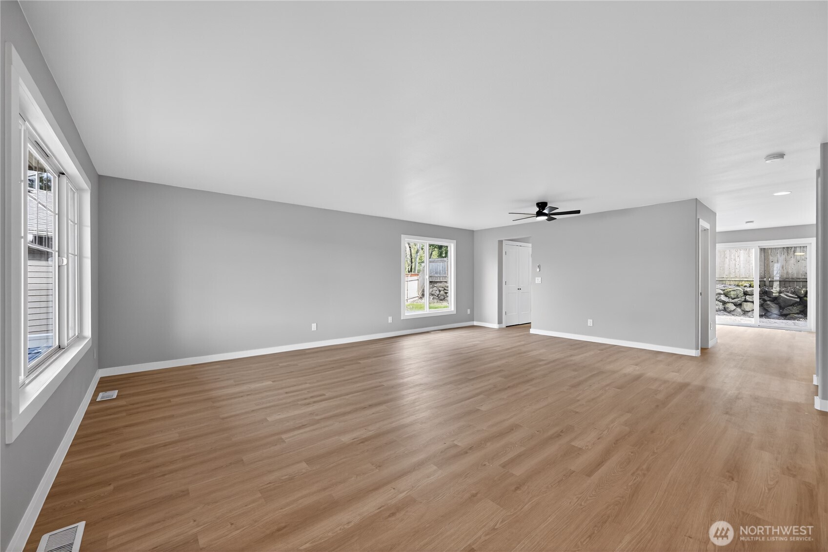 26518 NE Kennedy Drive , Duvall, WA 98019