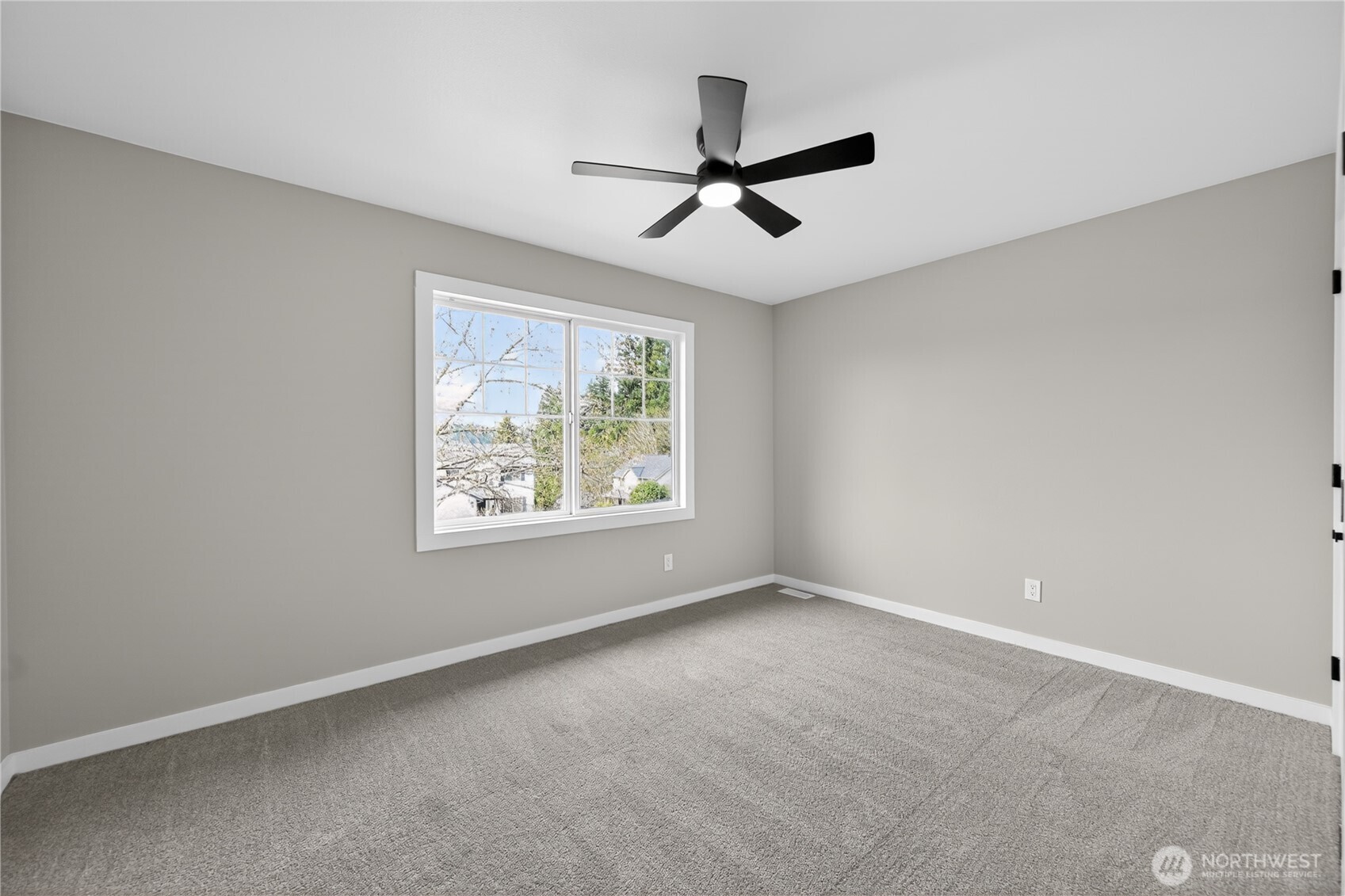 26518 NE Kennedy Drive , Duvall, WA 98019