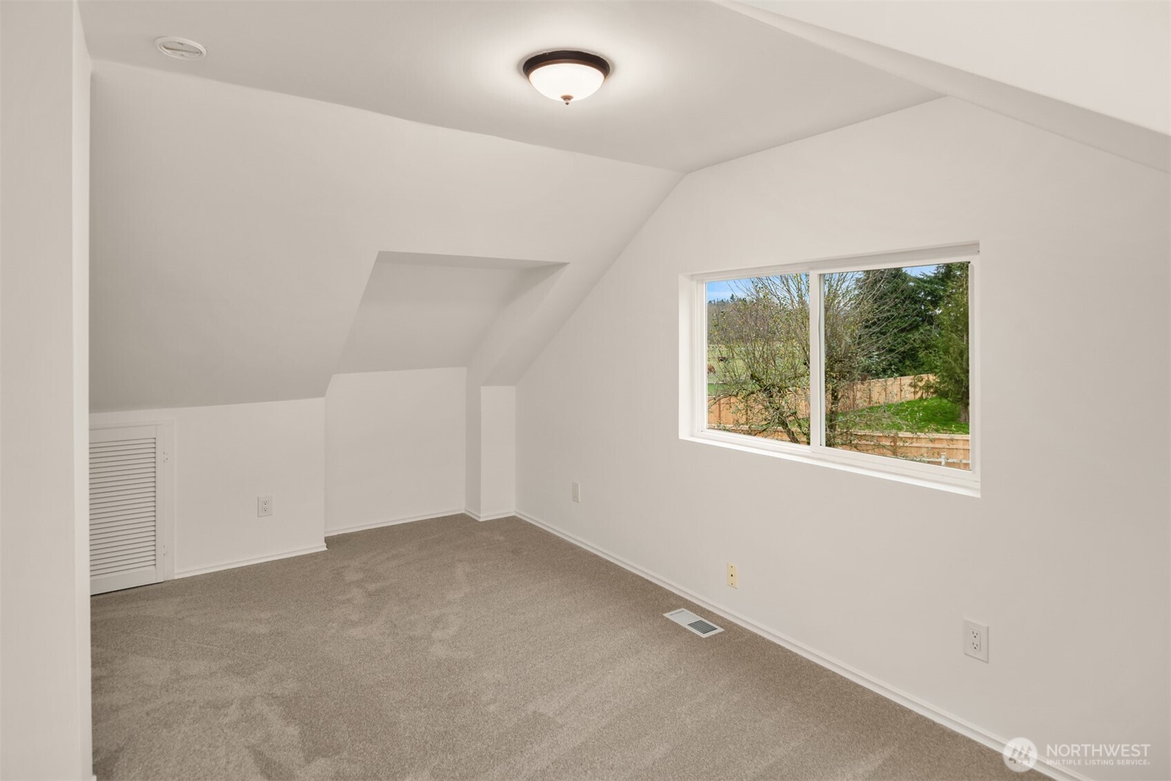 6001 Riverview Road , Snohomish, WA 98290