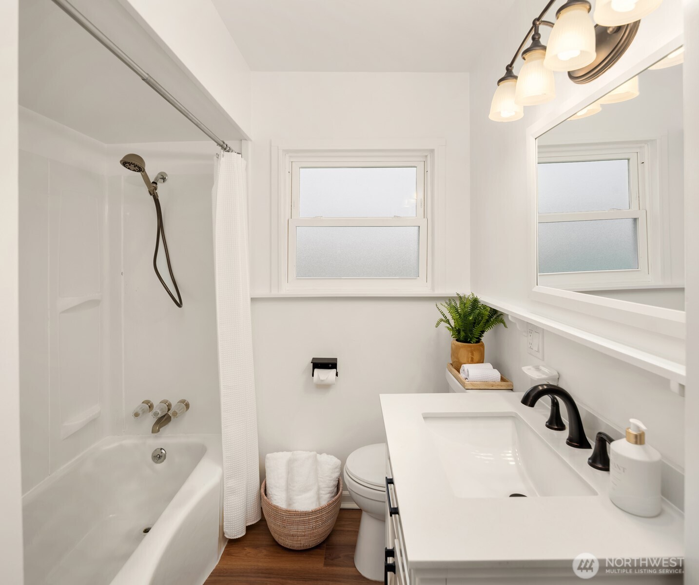 6001 Riverview Road , Snohomish, WA 98290