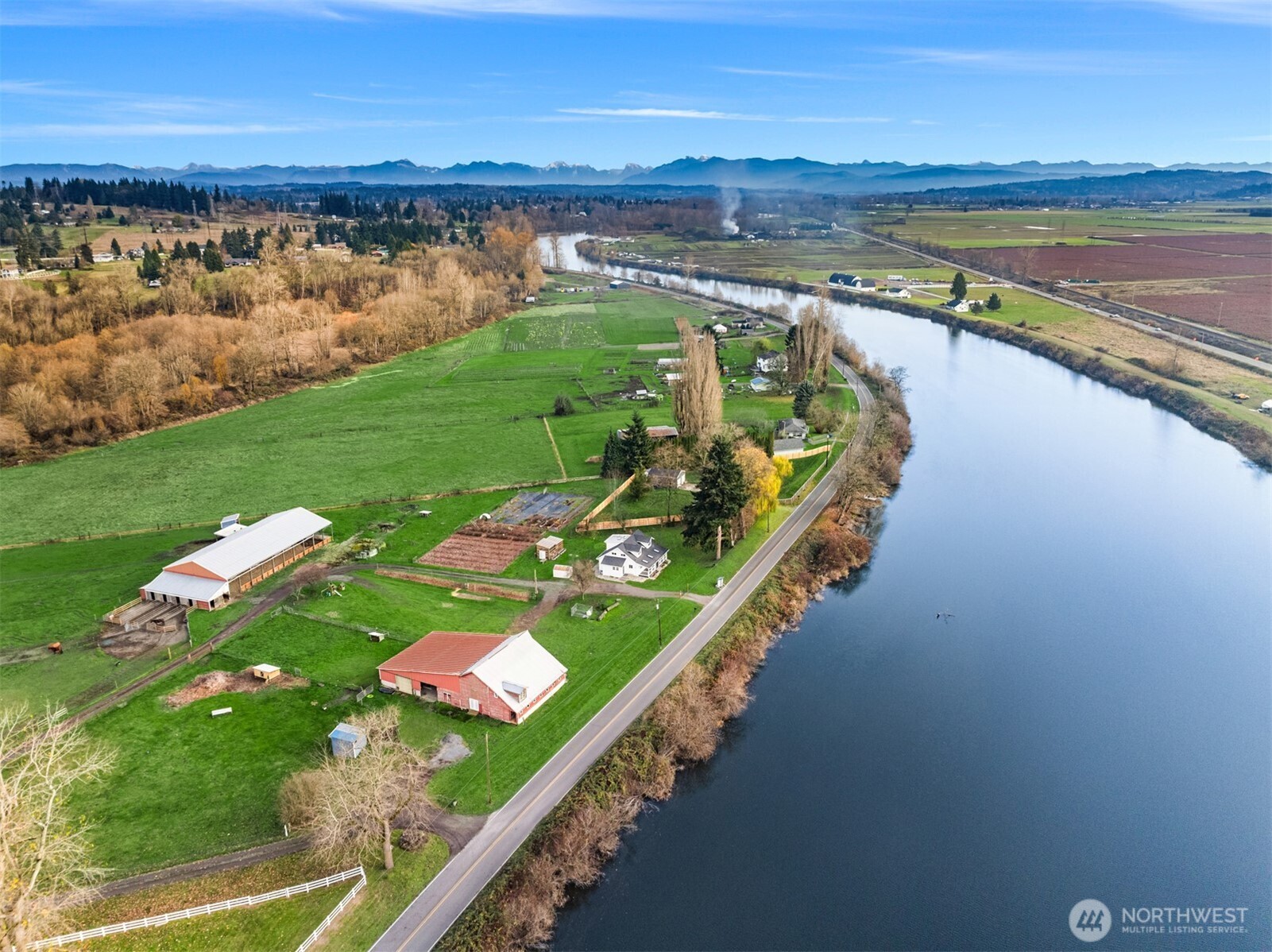 6001 Riverview Road , Snohomish, WA 98290