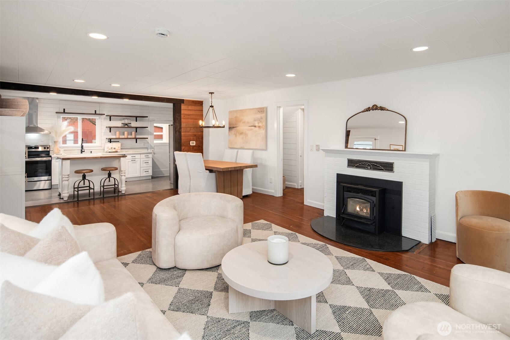 6001 Riverview Road , Snohomish, WA 98290