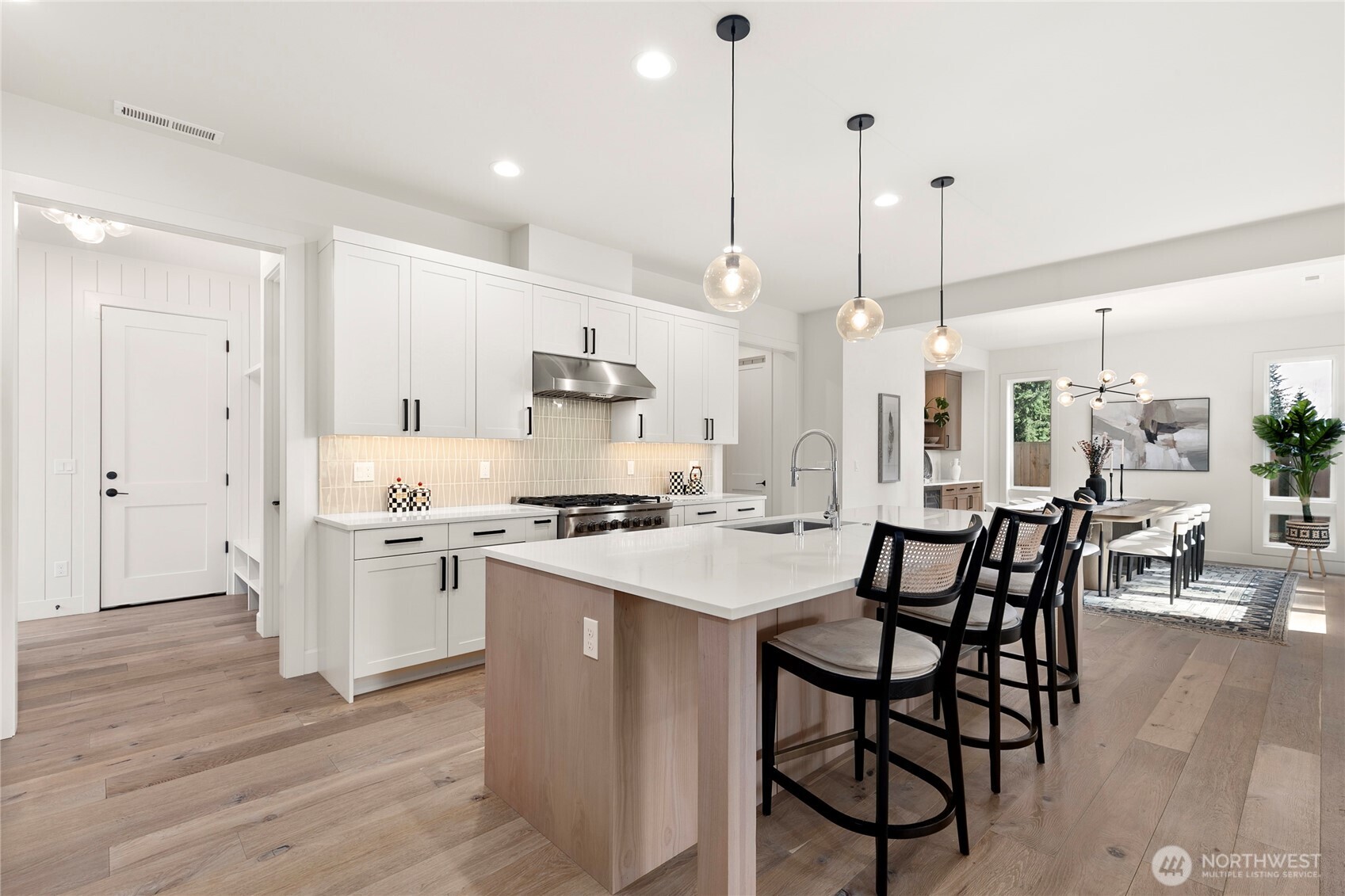 13017 NE 113th st #1, Kirkland, WA 98033