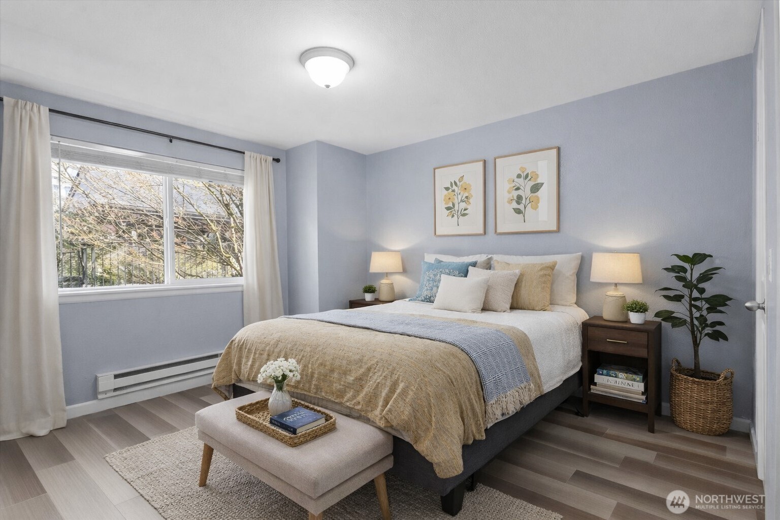 31500 33rd Place SW #E201, Federal Way, WA 98023