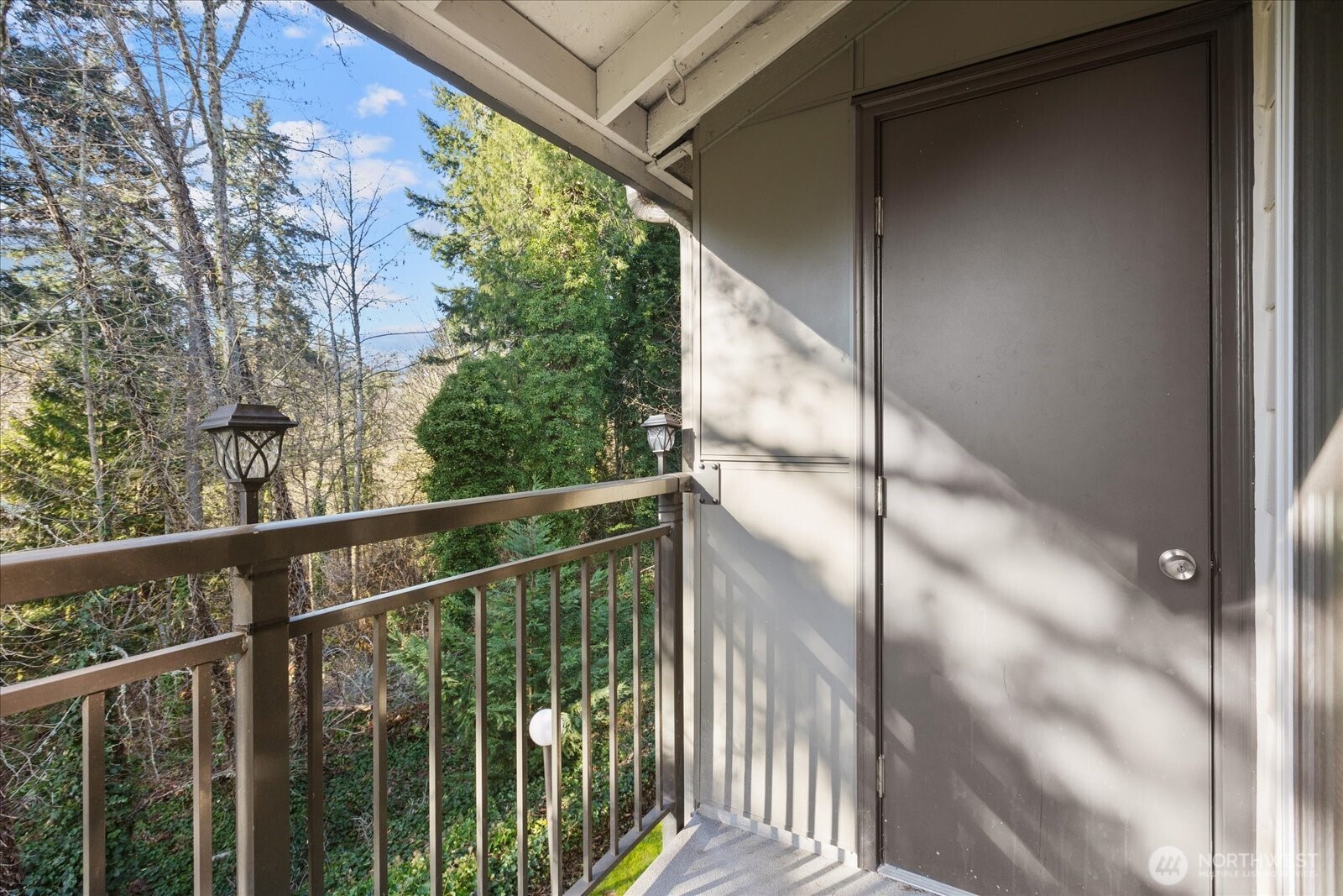 31500 33rd Place SW #E201, Federal Way, WA 98023