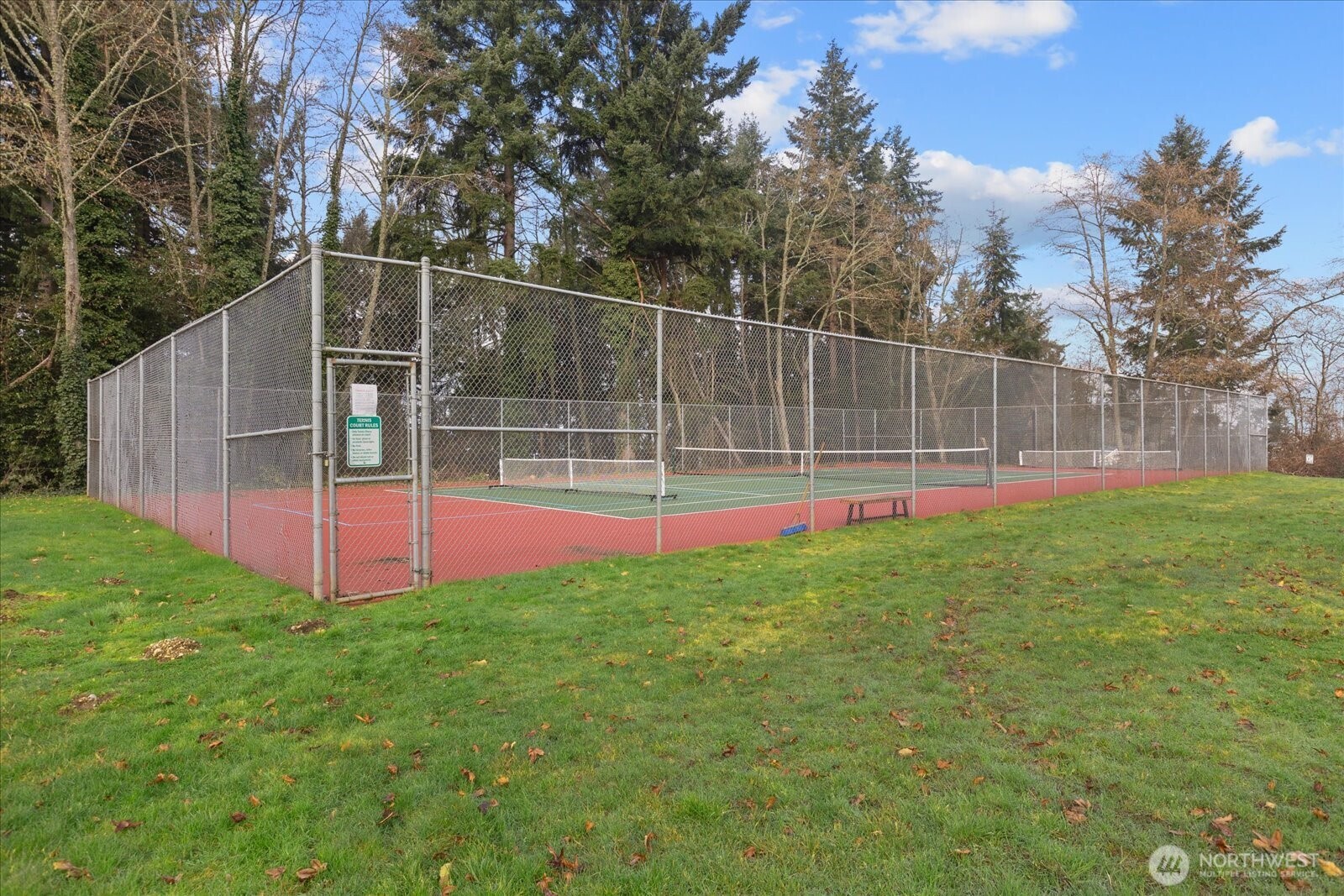 31500 33rd Place SW #E201, Federal Way, WA 98023