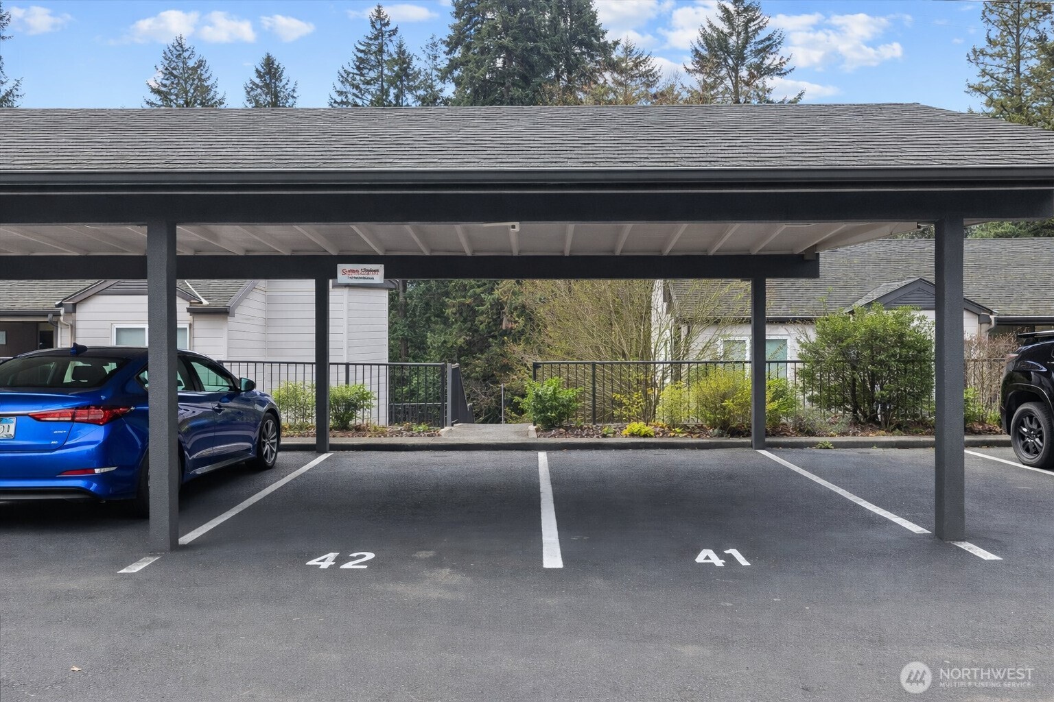 31500 33rd Place SW #E201, Federal Way, WA 98023