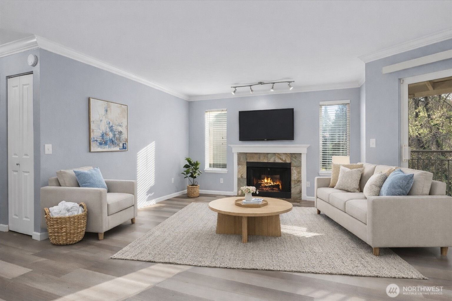 31500 33rd Place SW #E201, Federal Way, WA 98023