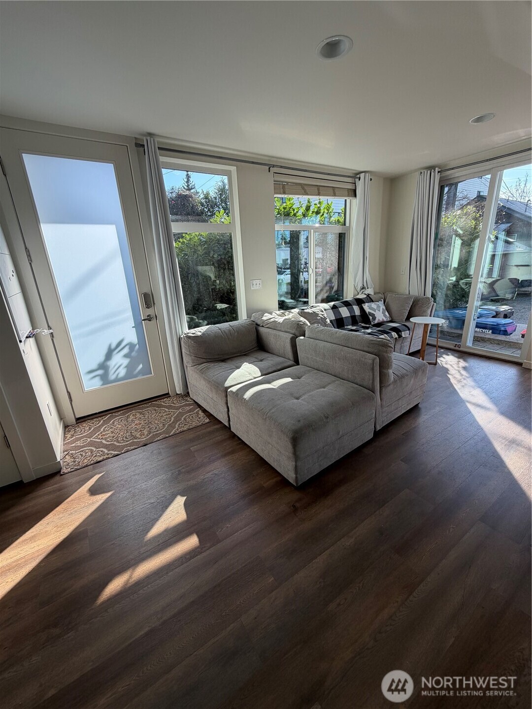 1017 NE 55th Street , Seattle, WA 98105