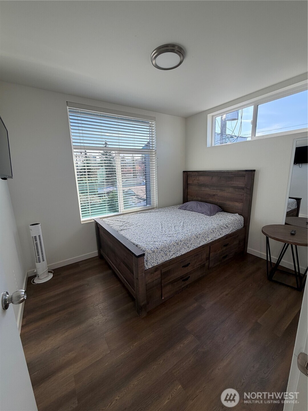 1017 NE 55th Street , Seattle, WA 98105