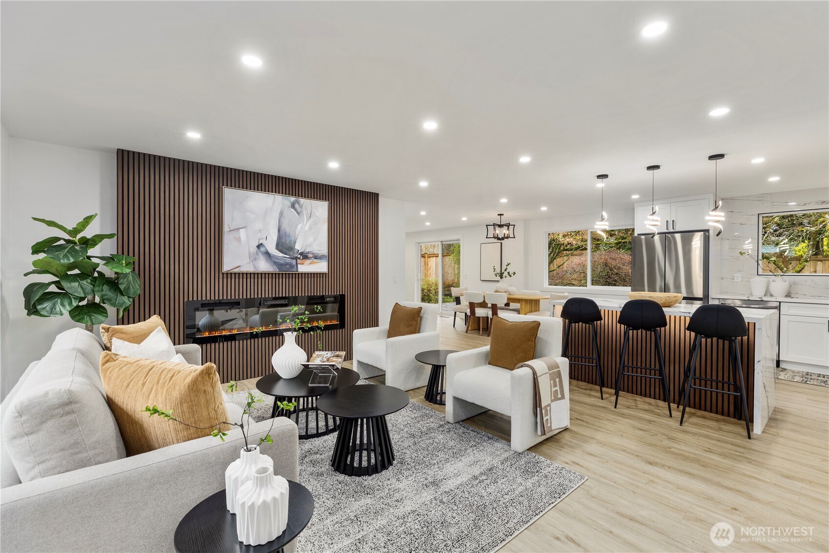 14128 82nd Place NE, Kirkland, WA 98034