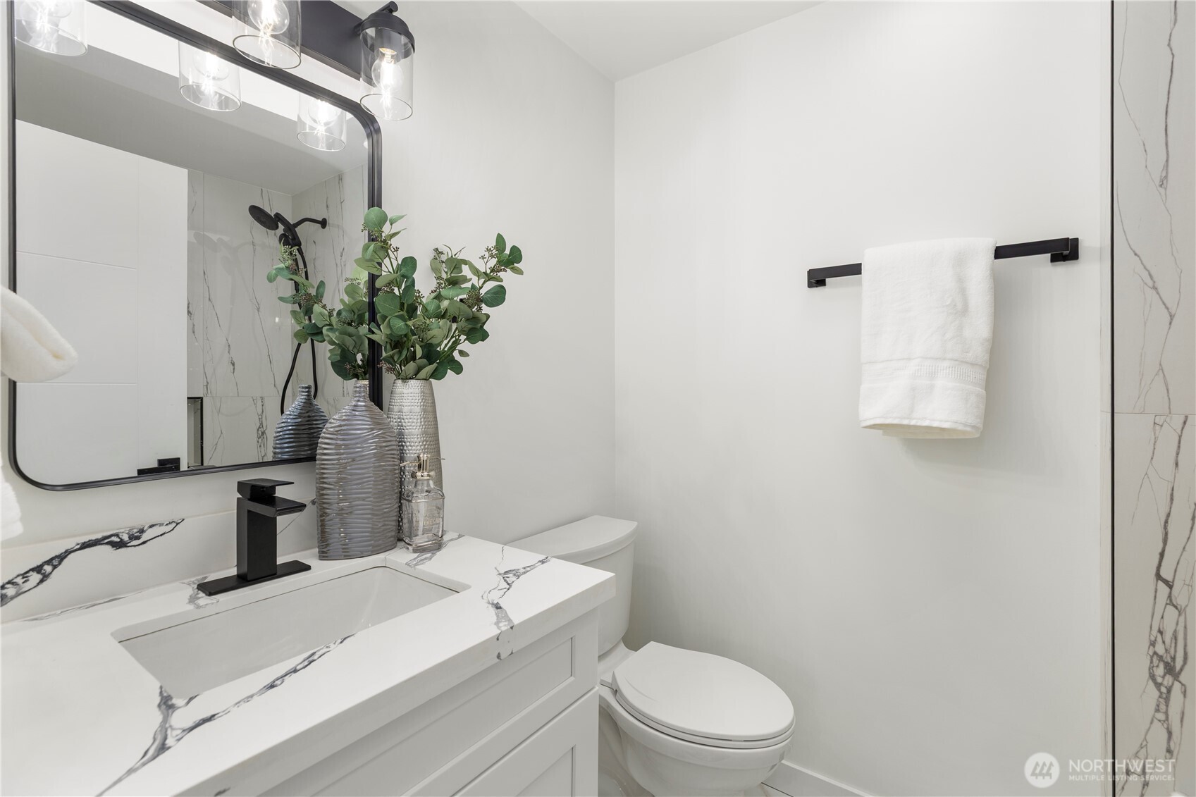 14128 82nd Place NE, Kirkland, WA 98034