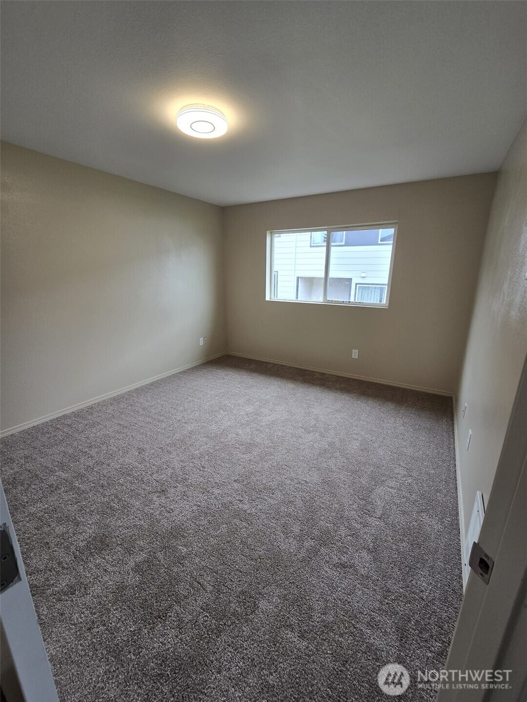 14926 40th Avenue W #2, Lynnwood, WA 98087