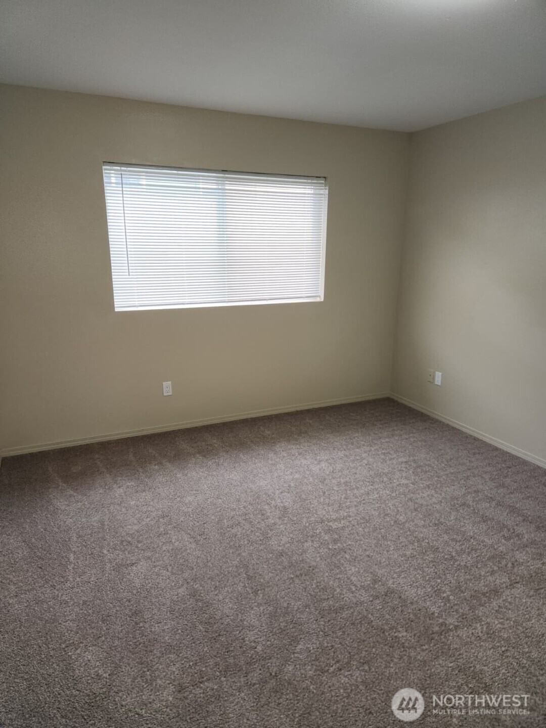 14926 40th Avenue W #2, Lynnwood, WA 98087