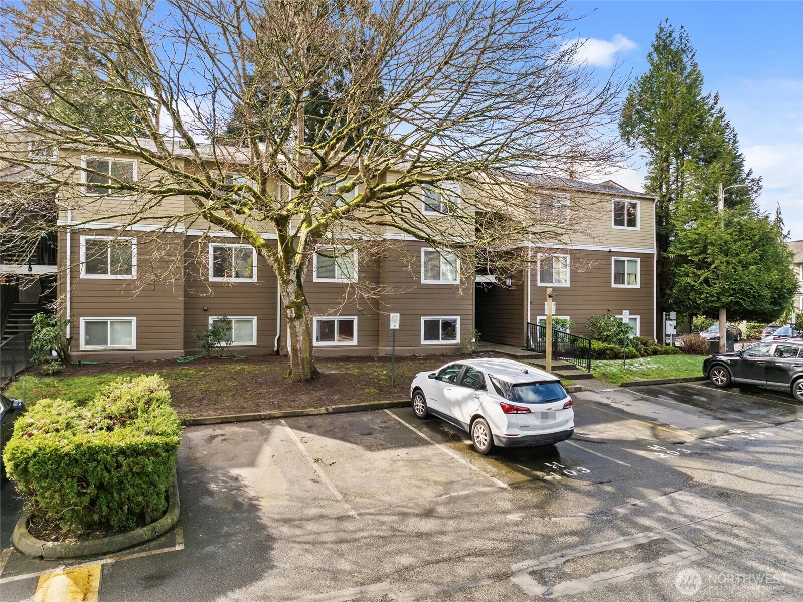 820 Cady Road #H203, Everett, WA 98203