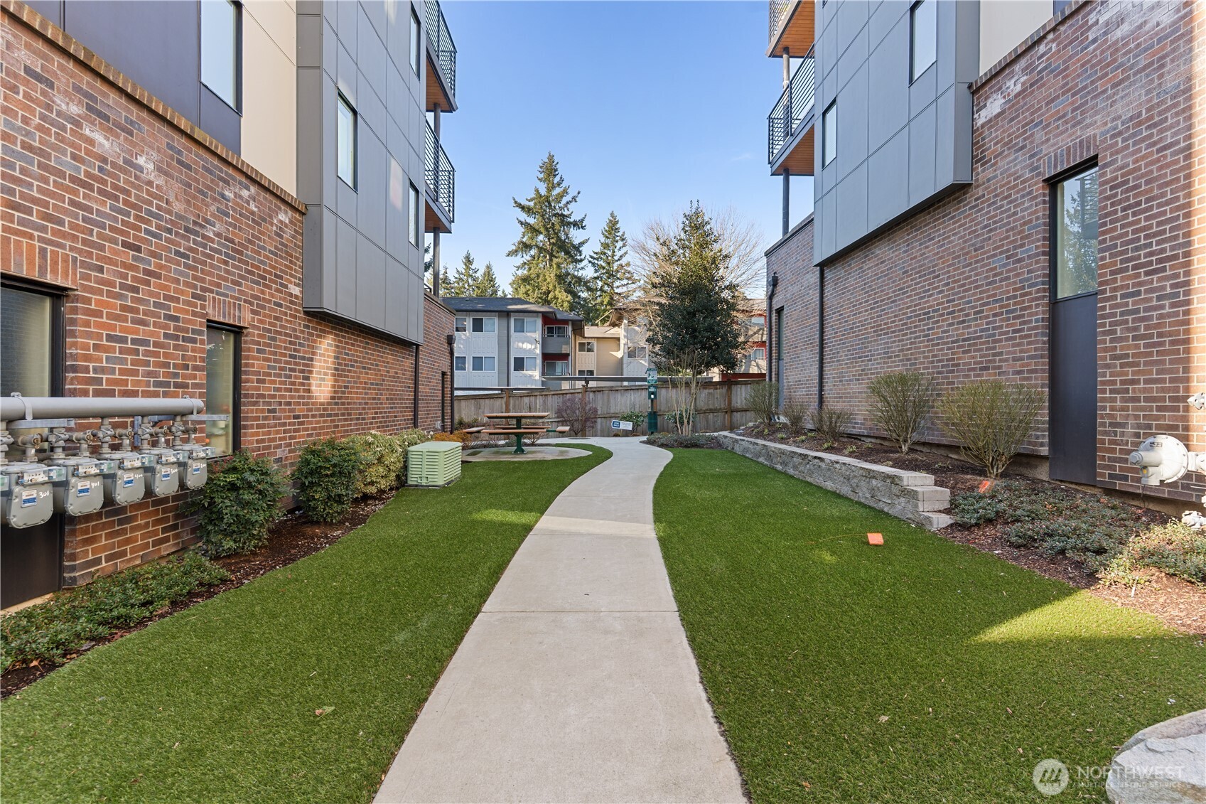 15538 NE 15th Place #301, Bellevue, WA 98007