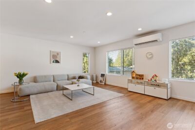 15538 NE 15th Place #301, Bellevue, WA 98007 - Photo 11