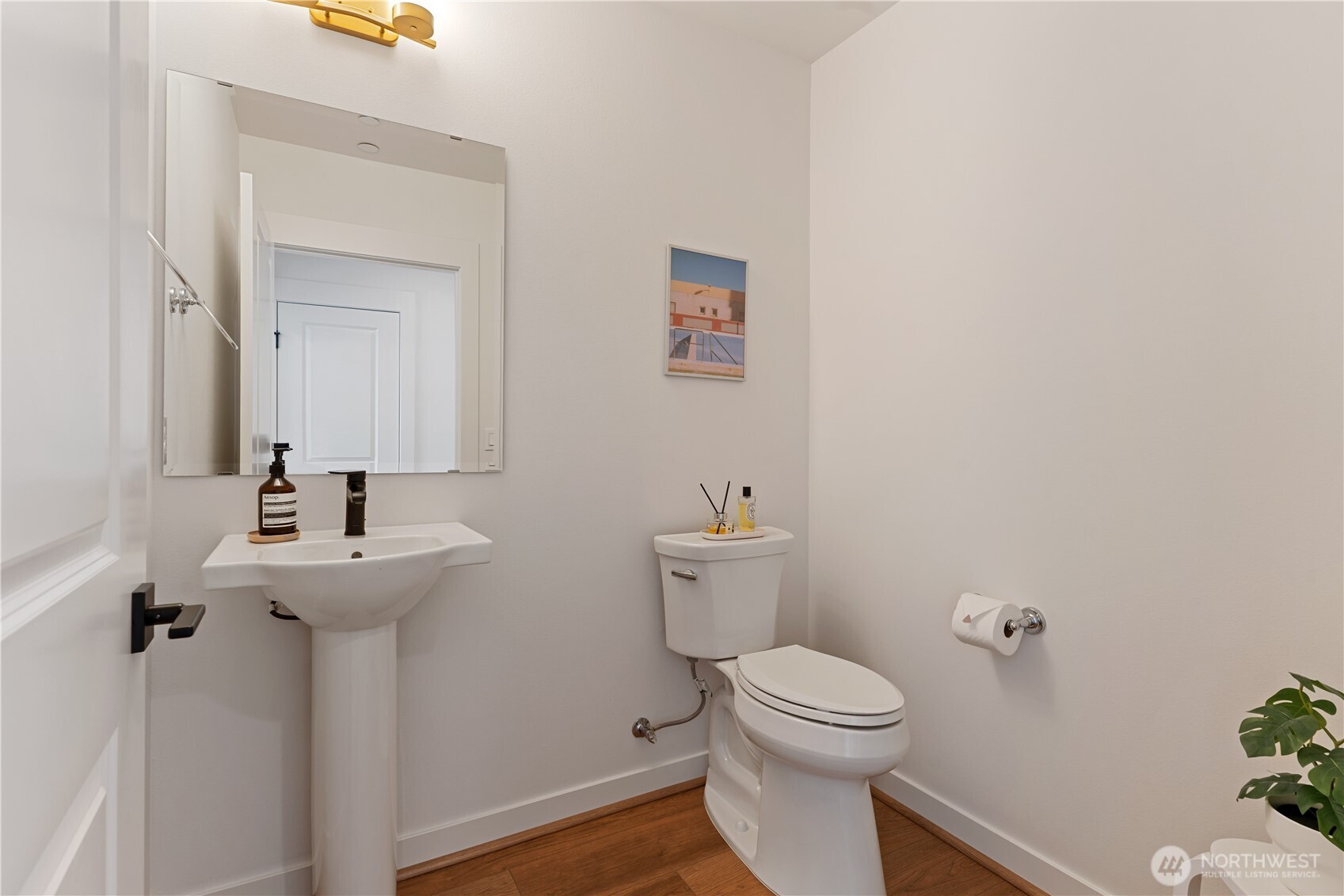 15538 NE 15th Place #301, Bellevue, WA 98007