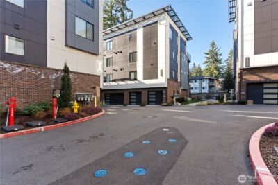 15538 NE 15th Place #301, Bellevue, WA 98007 - Photo 31