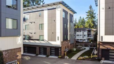15538 NE 15th Place #301, Bellevue, WA 98007 - Photo 36