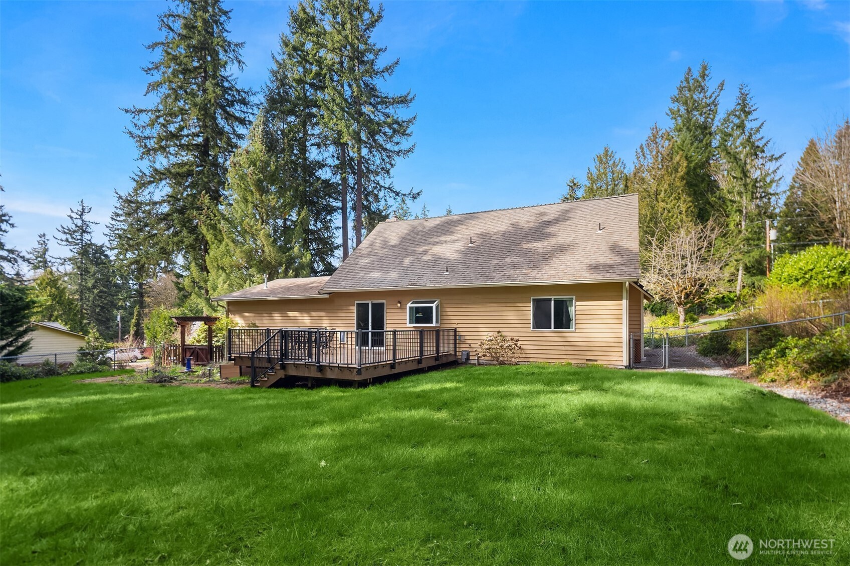 21803 NE 154th Street , Woodinville, WA 98077