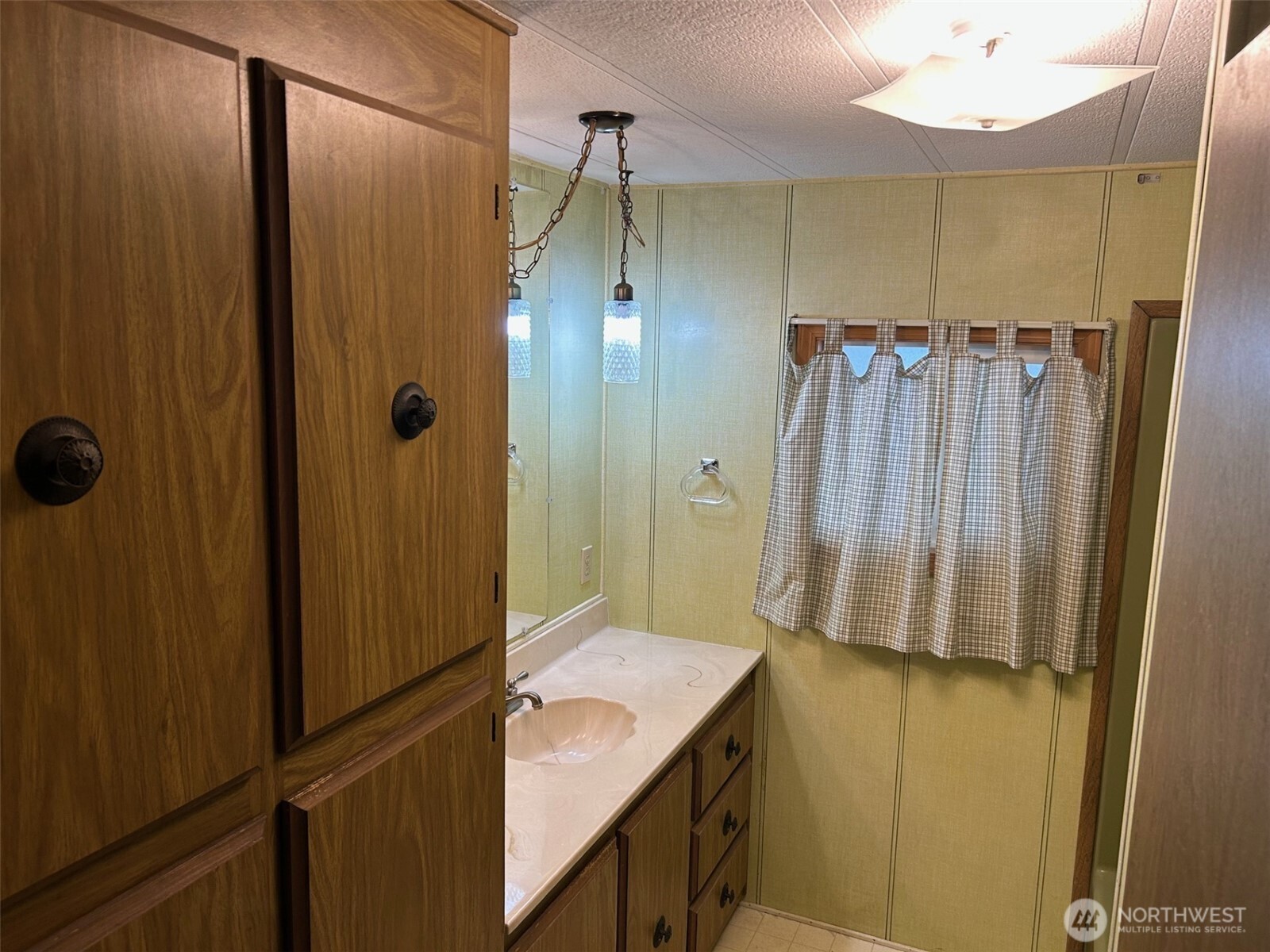 1111 Archwood Drive SW #450, Olympia, WA 98502-5604