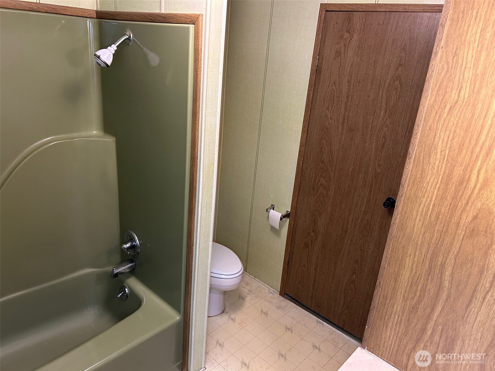 1111 Archwood Drive SW #450, Olympia, WA 98502-5604