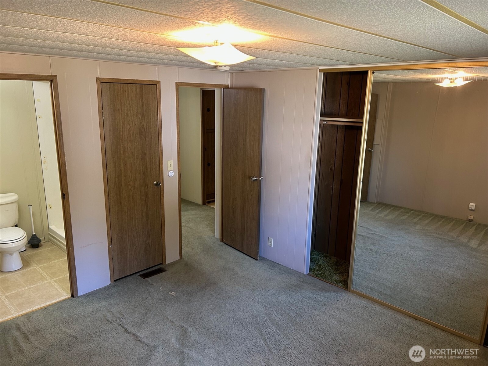 1111 Archwood Drive SW #450, Olympia, WA 98502-5604