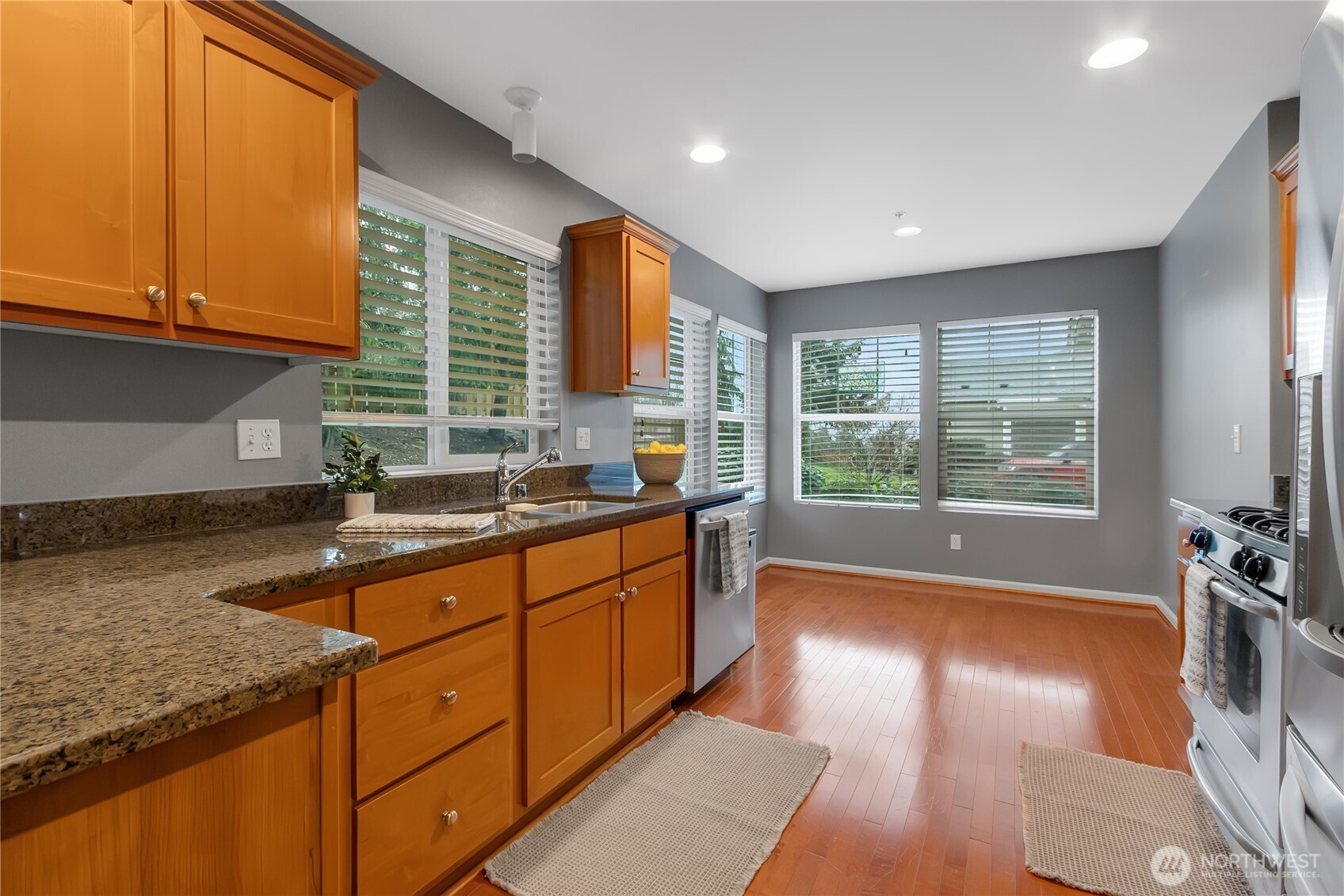 7208 James Place SE, Auburn, WA 98092