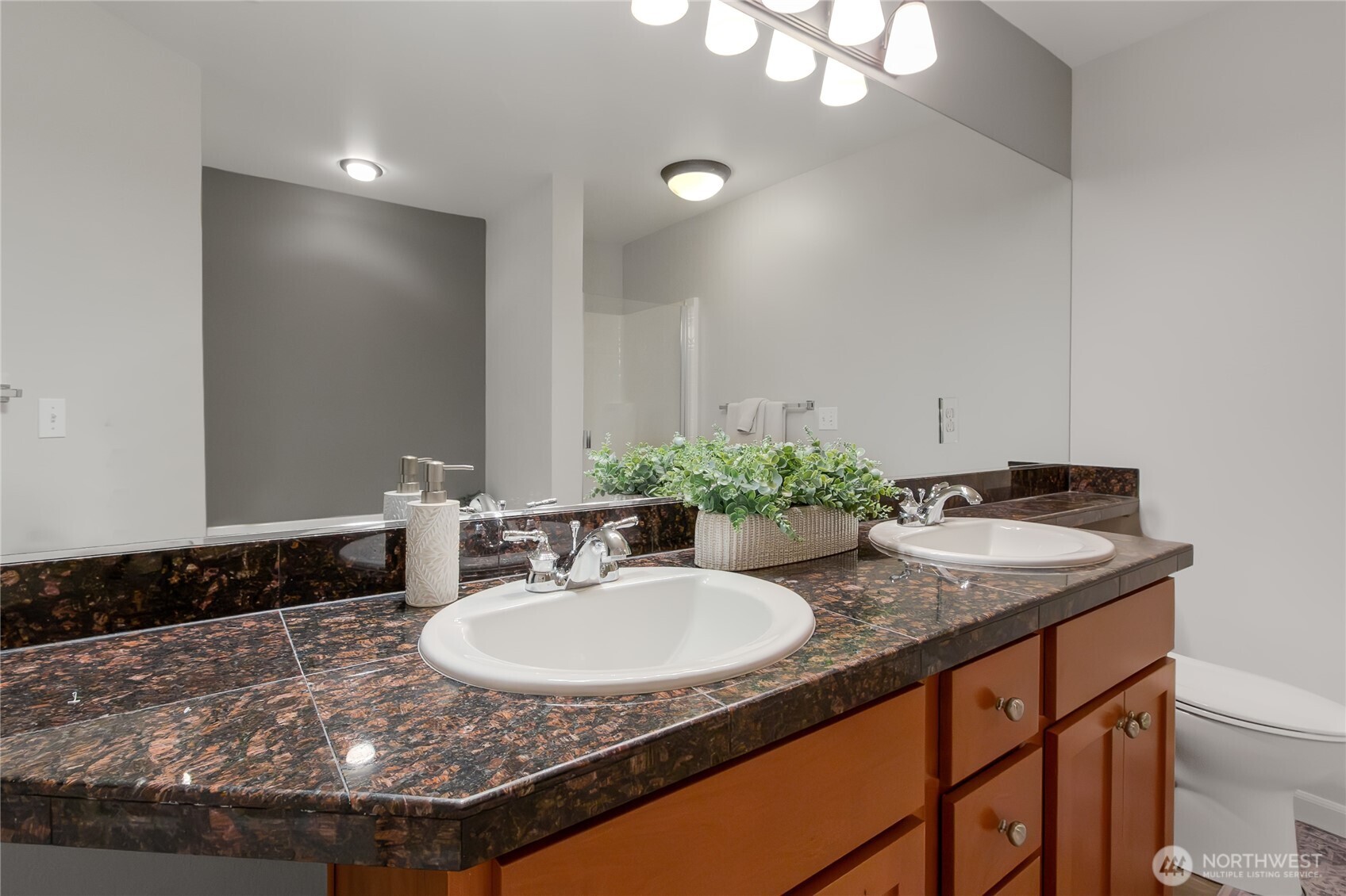 7208 James Place SE, Auburn, WA 98092