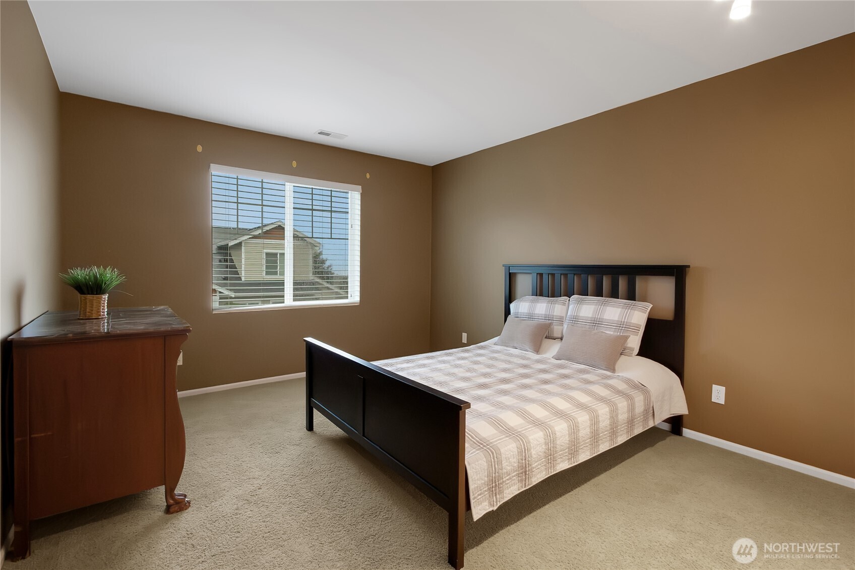 7208 James Place SE, Auburn, WA 98092